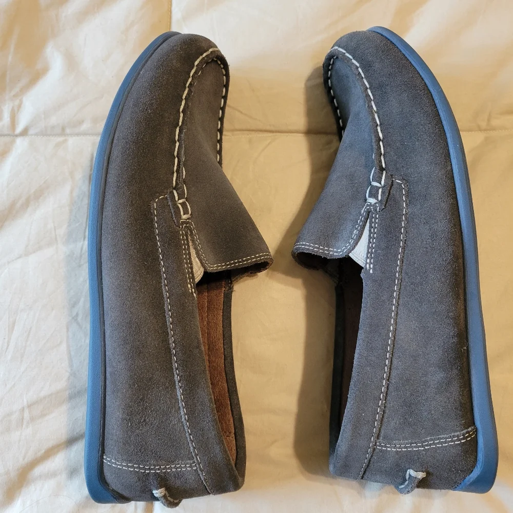 Florsheim kids grey loafers with large stitching